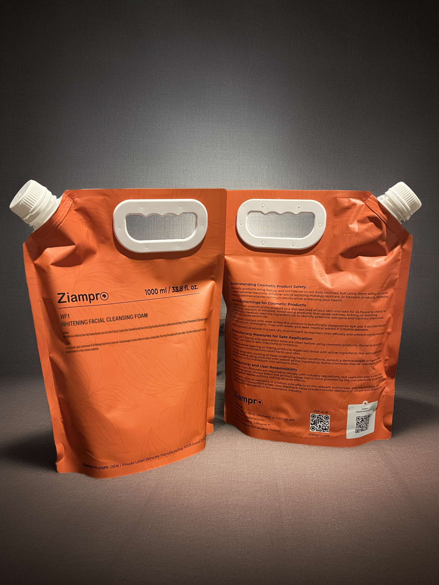 WHITENING FACIAL CLEANSING FOAM - Image 2